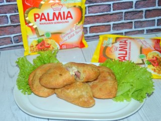 Pizza Goreng Beef Cheese