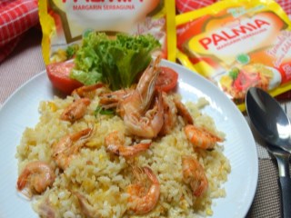 Nasi Goreng Udang Palmia