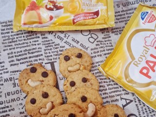 Cashew Nut Cookies