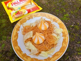 Bihun Goreng Dumpling Kol Kecap