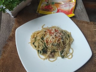 Spaghetti Aglio Olio Bayam