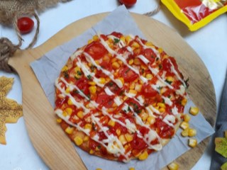 Tomato Corn Pizza