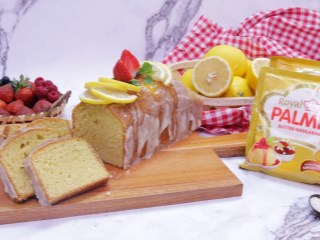 LEMON DRIZZLE CAKE