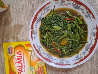 Cah Kangkung Blacan Saus Tiram