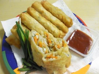 Lumpia Goreng Omelette