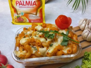 Macaroni Bolognese Cheese