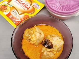 Gulai Ayam Kukus