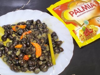 Tutut Masak Santan Pedas Gurih