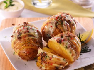 BAKED CHEESE POTATOES