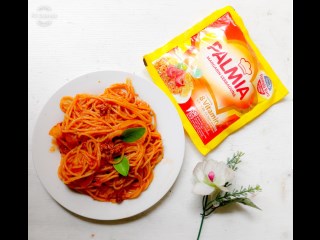 Spaghetti Daging Pedas Daun Jeruk