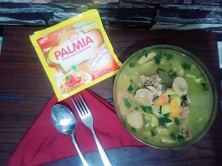 Sop Ayam Palmia