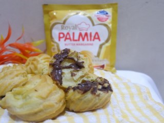 Kue Soes Cokelat