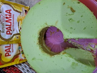 Bolu Pandan