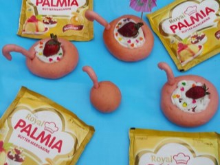 Flamingo Donuts