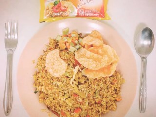 Nasi goreng ala anak kosan