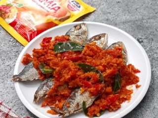 Ikan Pindang Sambal Rempah Kelapa