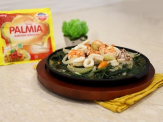 Tumis Kangkung Seafood Hot Plate