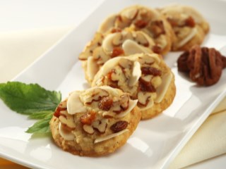 ALMOND CHEESE COOKIES